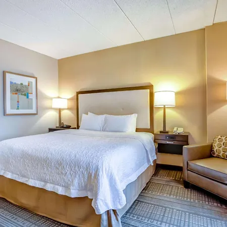 Hampton Inn Boston-Norwood Exterior photo