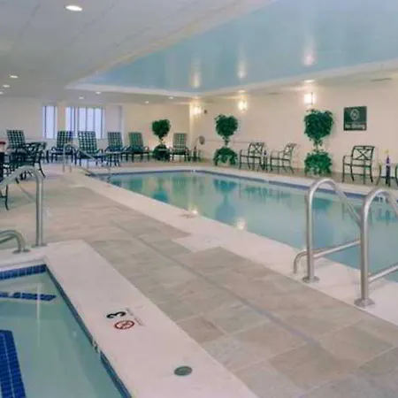 Hampton Inn Boston-Norwood 