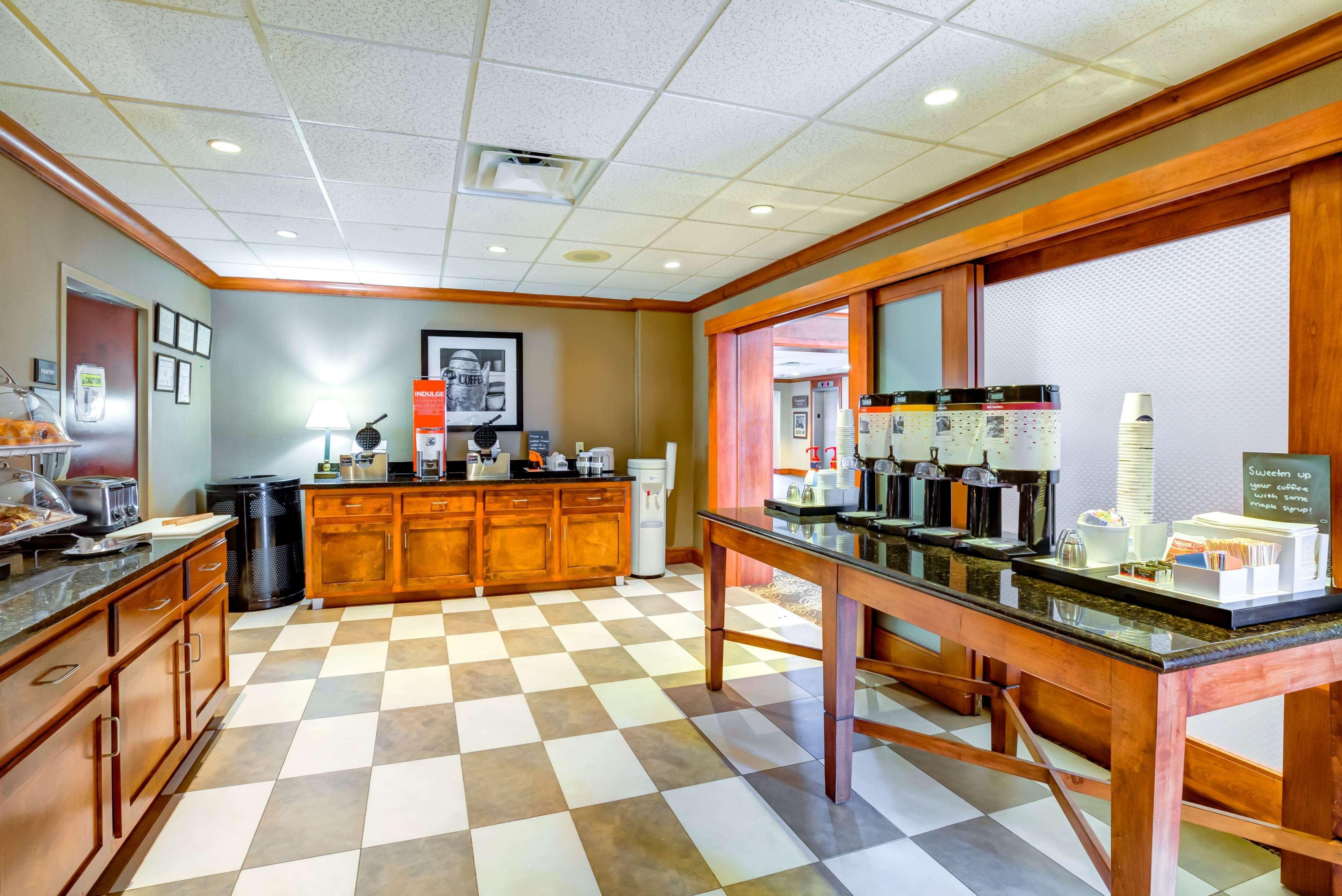 Hampton Boston-norwood 3*
